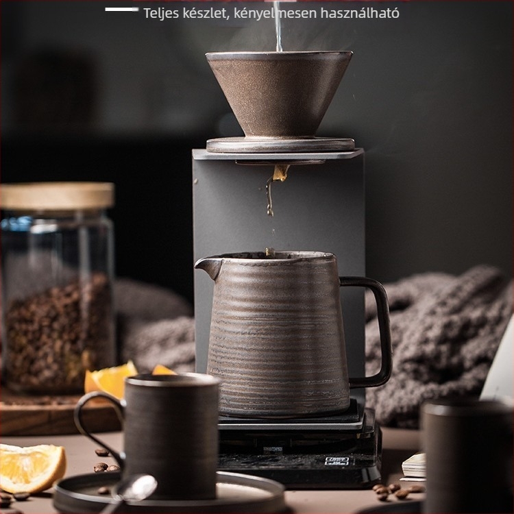 Otthoni pour-over kávés készlet kerámiakupával és szűrővel japán stílusban