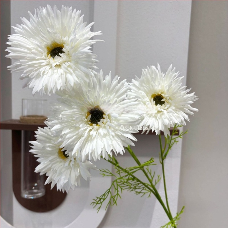 Négyfejű szatén művirágok: hibiszkusz, Francis krizantéma, margaréta, gerbera, napraforgó – esküvői és otthoni dekorációhoz