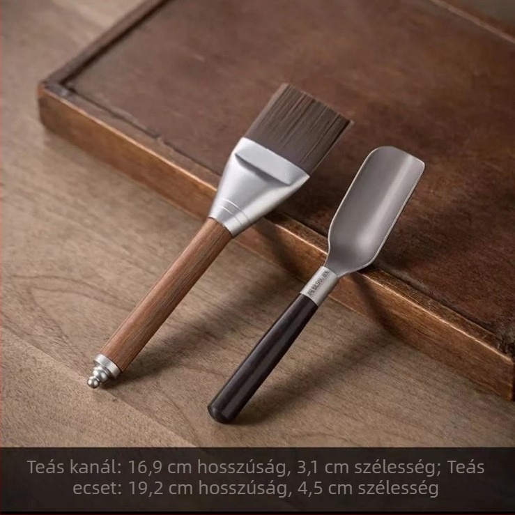 Tiszta titánból és ebonfából készült teás készlet