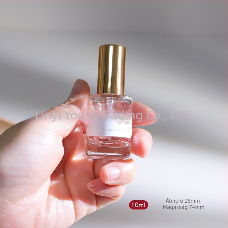 Üveges parfümös üveg 10 ml, fa kupakkal, szitanyomott logóval, finom permet