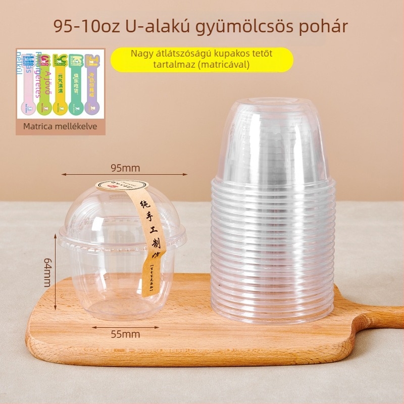 Egyszer használatos, átlátszó gyümölcspohár fedéllel, nagy átmérőjű, kör alakú gyümölcsdarabokkal és milkshake-hez