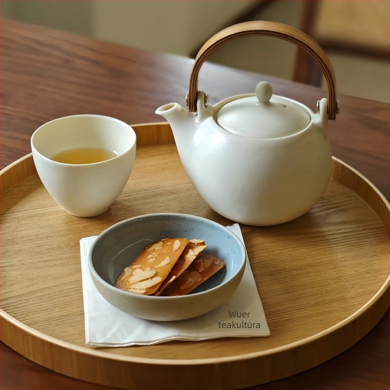 Modern kínai stílusú kerámiás teáskanna készlet ceremoniális teához – fehér porcelán matt felület, tartalmaz teáskannát, csészét és teás tálcát