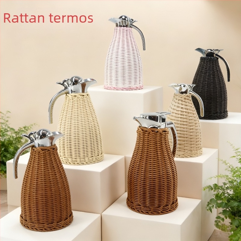 304 rozsdamentes acél termosz rattan szövésű, vákuum-szigetelt kávéhoz, utazásokhoz