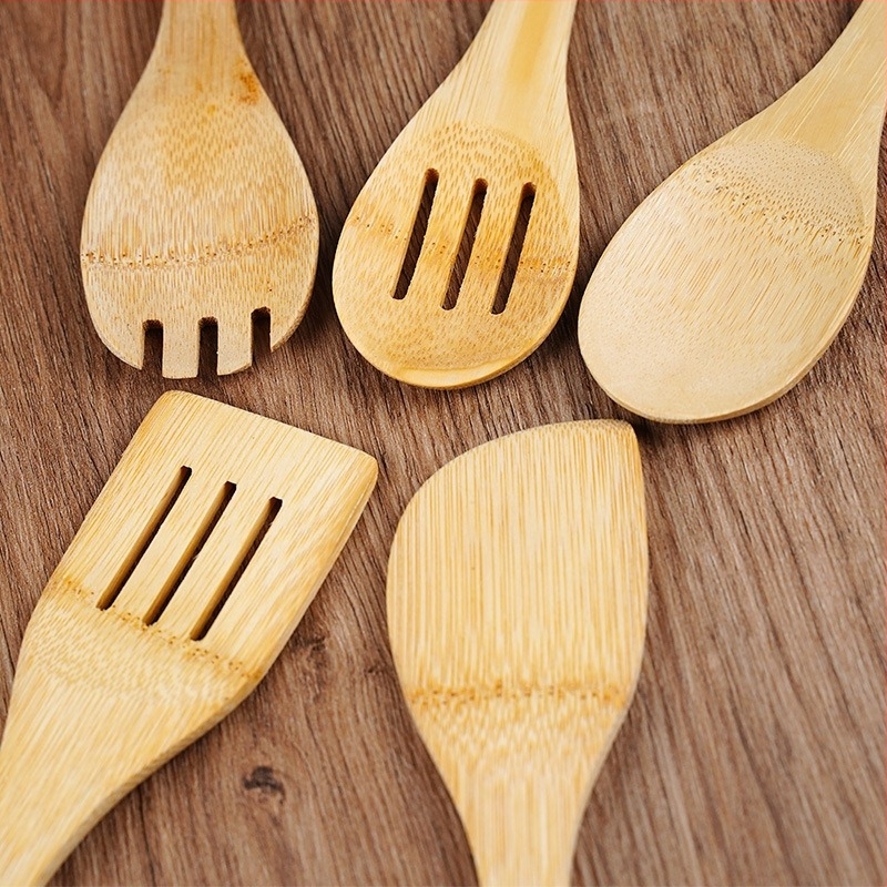 Bambusz konyhai eszközök 8 darabos készlet: tapadásmentes spatulák, leveskanál, serpenyőforgató spatula és hosszú nyél