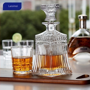 Európai stílusú boros dekantáló és whiskey adagoló, kristályüveg, nordic dizájn, 6 darabos készlet