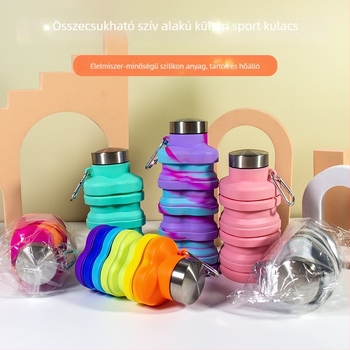 500 ml-es kültéri sportos vizes palack, szív alakú szilikon összecsukható pohárral
