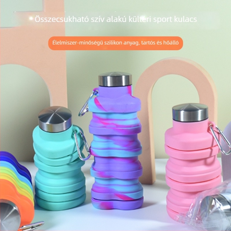500 ml-es kültéri sportos vizes palack, szív alakú szilikon összecsukható pohárral