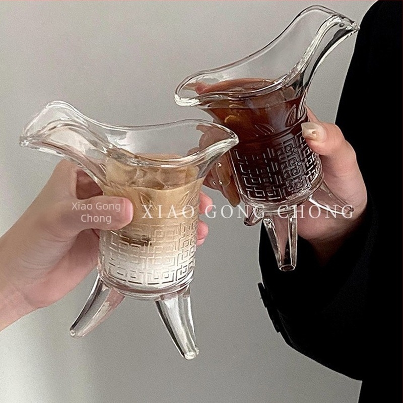 Qin Shihuang császári retro stílusú üvegpohár, háromlábú Jue – tej-teához vagy borhoz