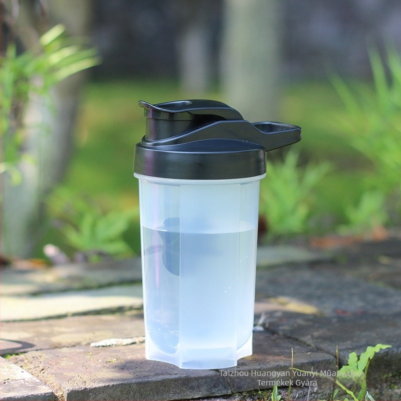 500 ml műanyag fehérje shaker pohár, hordozható edzéshez