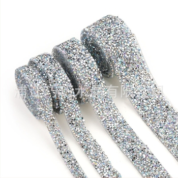 Rhinestone szalag ruházathoz forró olvadó ragasztóval — DIY ékszer alkatrészek
