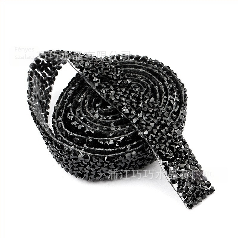Rhinestone szalag ruházathoz forró olvadó ragasztóval — DIY ékszer alkatrészek