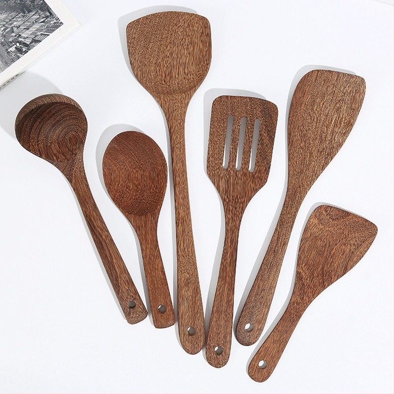 Fából készült kanál- és spatula-készlet, lakkozás nélkül, gravírozott logóval