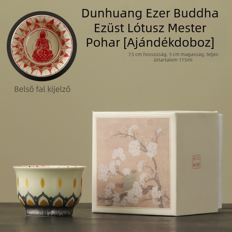 Kerámia teás pohár virágmotívummal, kínai stílusú, Gong Fu teáskészlet része, egyedi pohár teázáshoz.