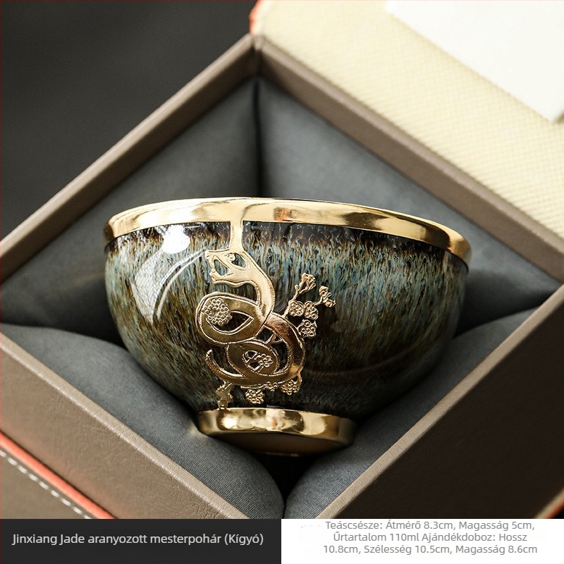 Aranyozott jáde porcelán teáscsésze tizenkét állat motívummal, egyedi darab