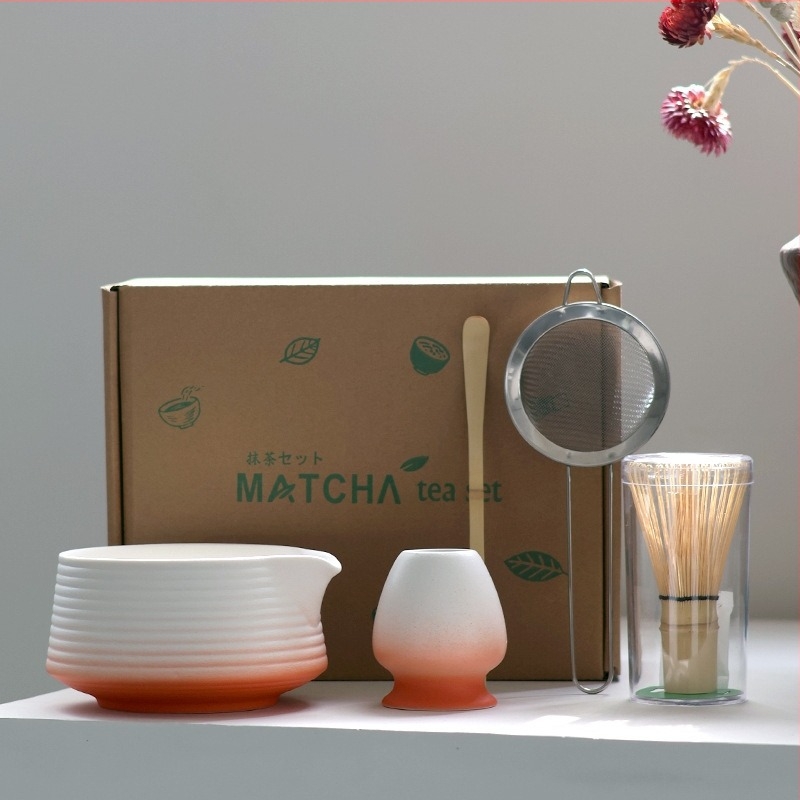Qihuang Matcha teáskészlet, 4 darab: kerámia tál, habverő, habverőállvány, kanál, színes doboz
