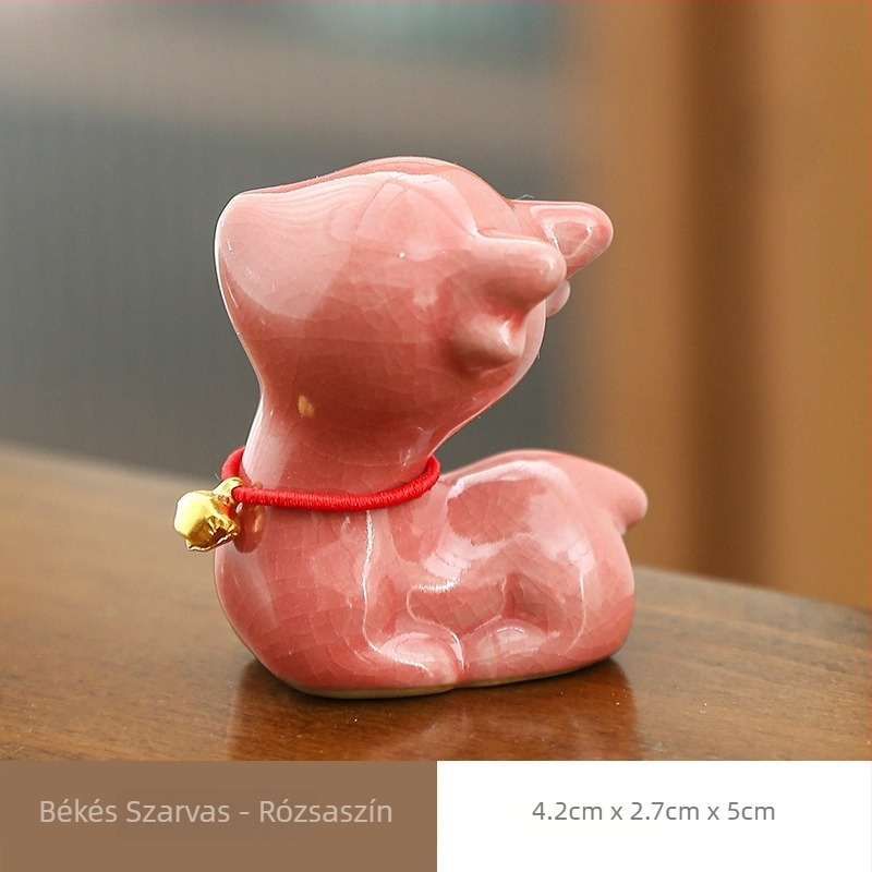Yizi Cuki kínai tea-pet porcelán dísz – kis szarvas haranggal