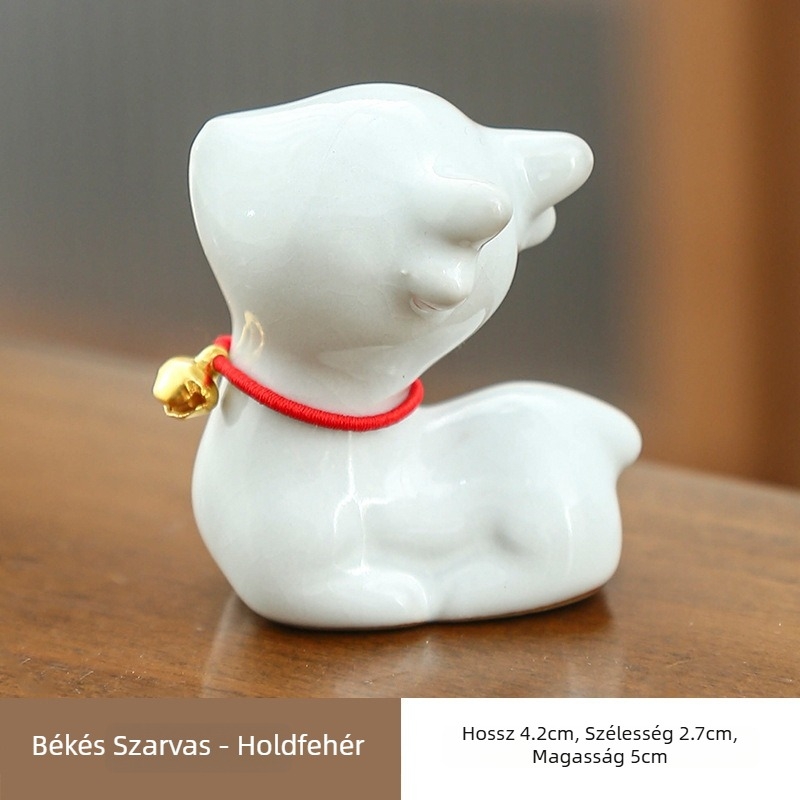 Yizi Cuki kínai tea-pet porcelán dísz – kis szarvas haranggal