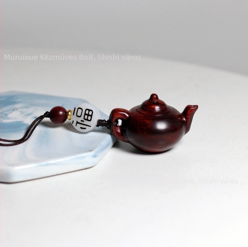 Fafaragott macska medál – kulcstartó és USB pendrive-figura, kínai stílusú dizájn