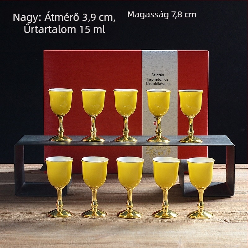 Fehér porcelán borkészlet antik stílusú adagolóval, kis pohárral és kerámia kancsóval – prémium ajándék otthonra