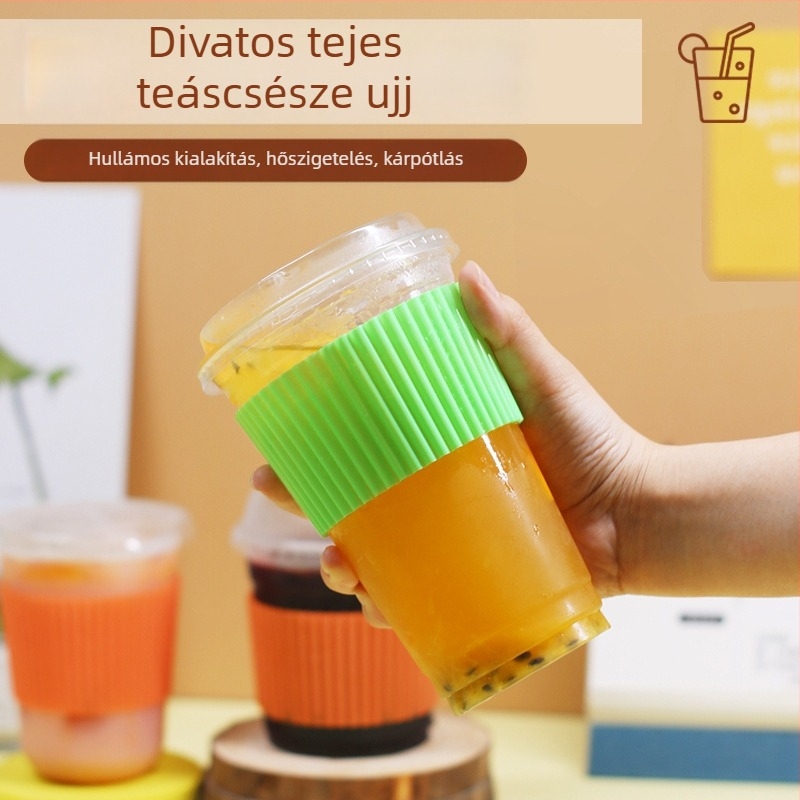 Műanyag pohárvédő tejteához, átlátszó, csúszásmentes, 500–700 ml-hez, nyílás Ø90 mm