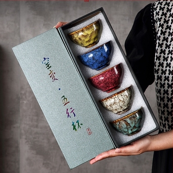 Nagy méretű, személyre szabott Kung Fu teáskészlet porcelán teáscsészékkel, öt elemmel, háztartási ajándékdoboz