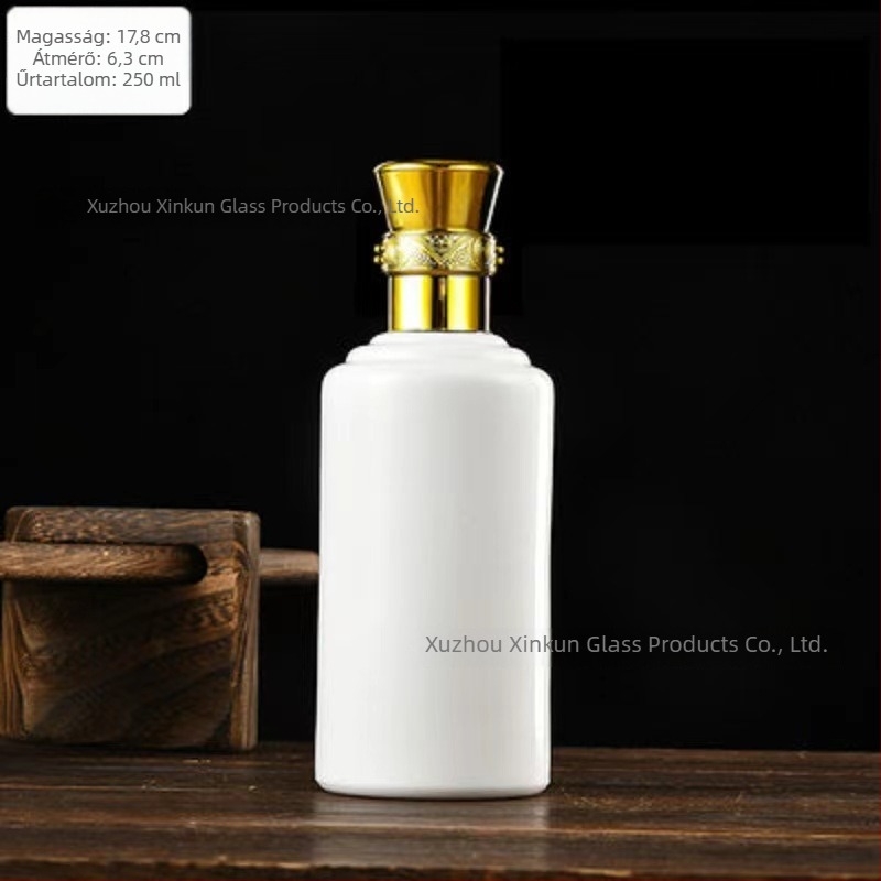 Átlátszó likőres üveg, kis méret, 50–100 ml, üres, tök alakú, kerek