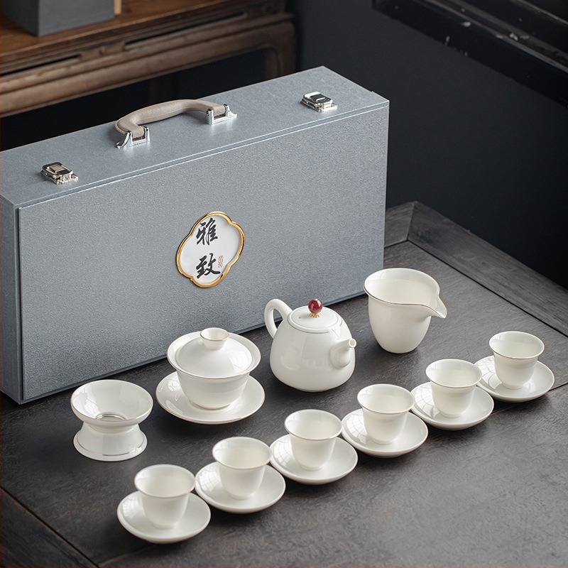 Gongfu teáskészlet fehér porcelánból, testreszabható logóval, ajándékdoboz