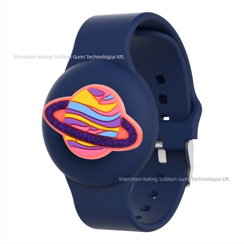 Szilikon Apple Airtag védőtok karikatúra baba dizájnnal, vízálló, elvesztés elleni csuklópánttal