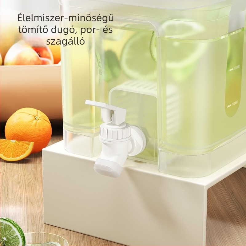 Nagyméretű hidegvíz kancsó csappal, hőálló műanyag tömítés, ferde kivitel, 4 L