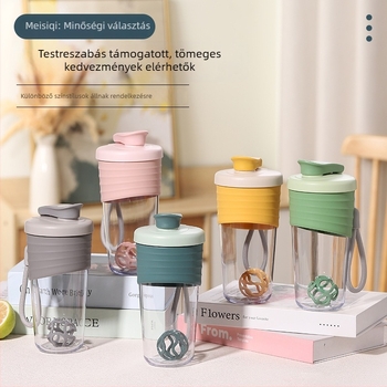 Szabadban használható edzés shaker pohár, hordozható fehérje shake, műanyag, szivárgásmentes zárófedéllel és kötélfogantyúval