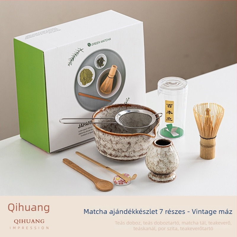 Japán stílusú bambusz matcha tál, teakeverő eszközökkel és teaceremónia kiegészítőkkel