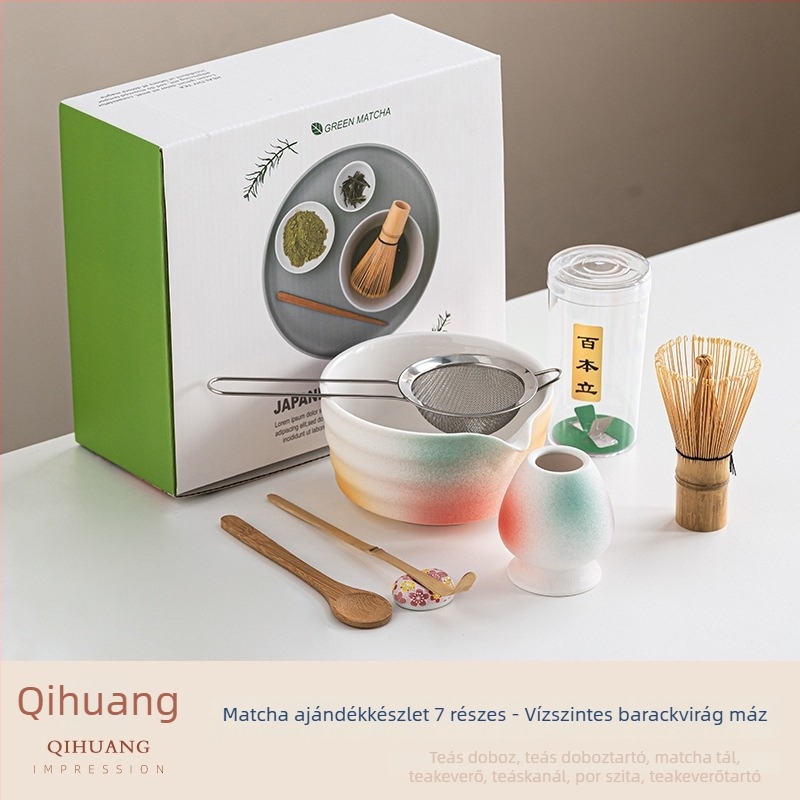 Japán stílusú bambusz matcha tál, teakeverő eszközökkel és teaceremónia kiegészítőkkel