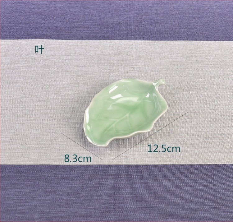 Celadon porcelán Gongfu tea szertartás kiegészítőinek készlet logóval