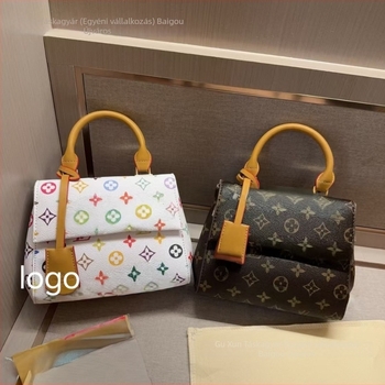Női Boston párnás táska háromszínű fehér dizájnnal, vállon átívelő crossbody, PU anyag, közepes méret, retro nyomtatás, őszi 2025.