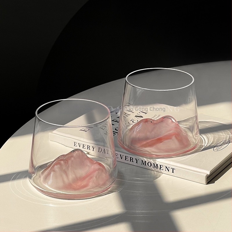 Instagram-stílusú Mount Fuji üvegpohár, rózsaszín hegykép, magas minőségű üvegpohár whiskey-hez és likőrhöz
