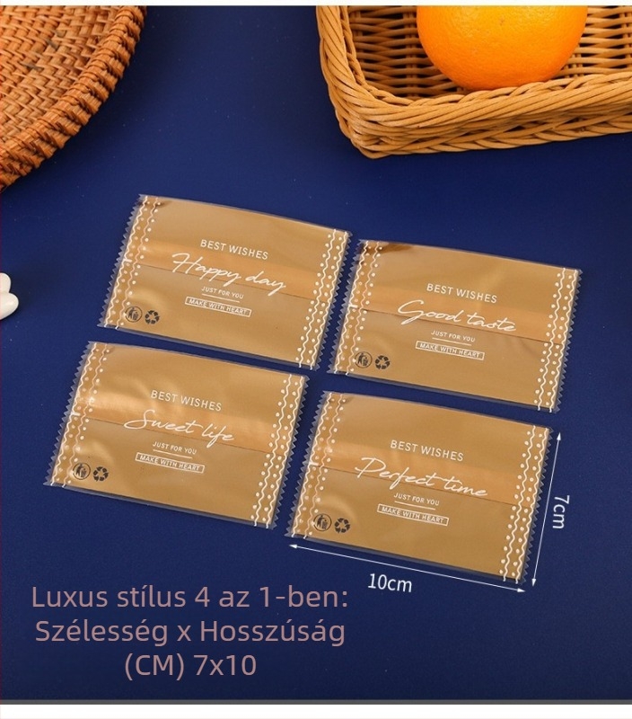 Minimalista arany színű csomagolási készlet édességekhez és süteményekhez — csomagoló gép és átlátszó ZIP tasakok