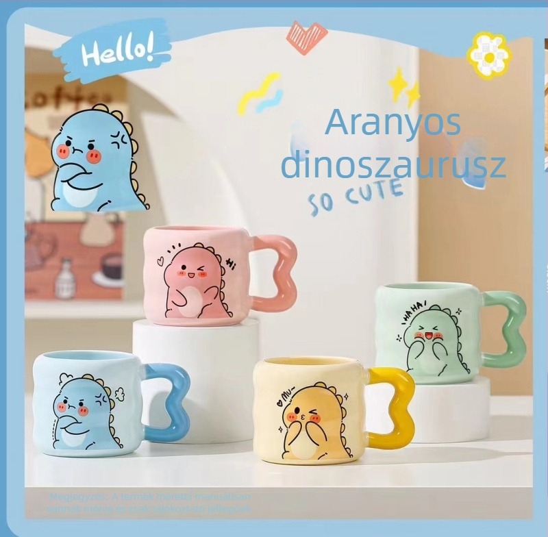 Aranyos kerámiás bögre fedővel és kanállal – ajándékdobozos készlet pároknak