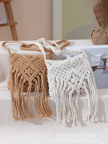 Női crossbody táska, casual, pamutzsinórból kötött fonott strandtáska, bojtos díszítéssel, koreai stílus