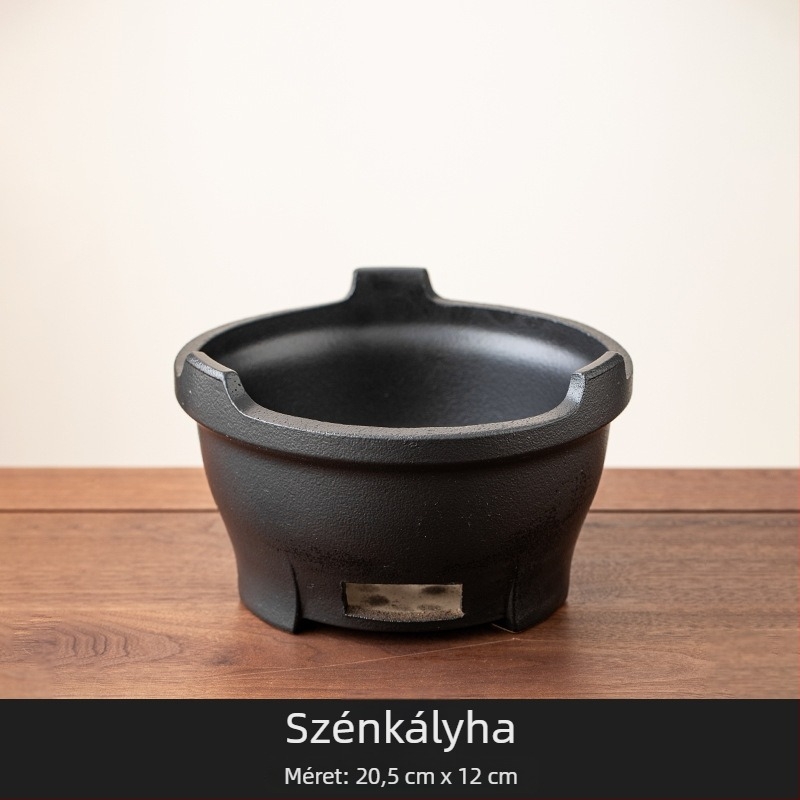 Kerámia teáskanna és szenes tűzhely — teljes készlet eszközökkel és kiegészítőkkel