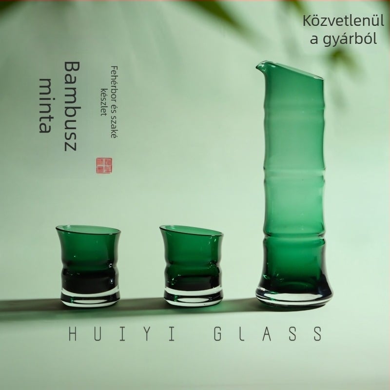 Kínai stílusú bambusz mintás szaké- és tea készlet kristályüveggel, elegáns otthoni használatra