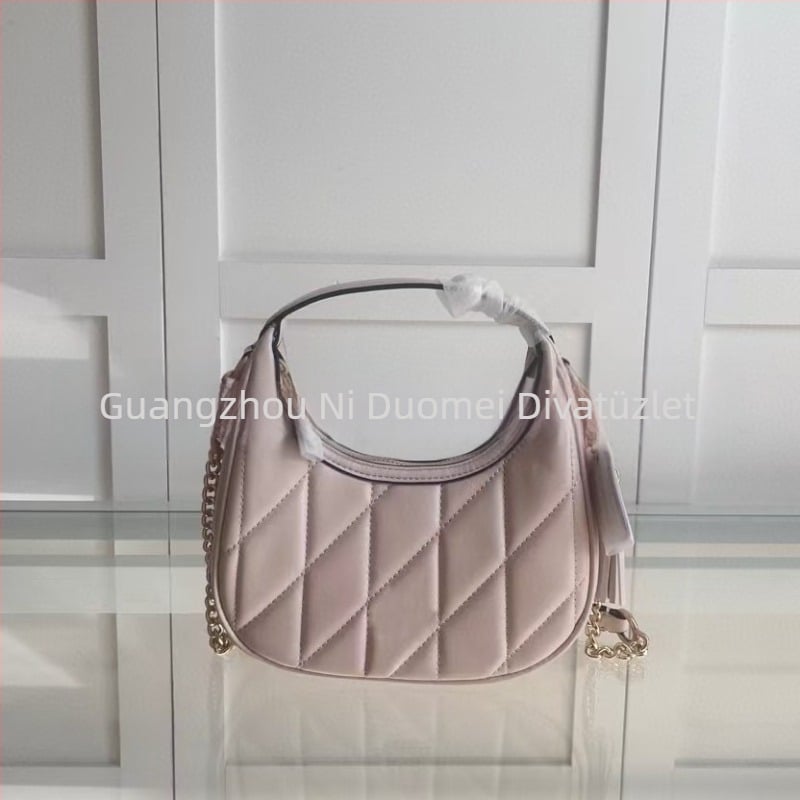 Női félhold alakú táska mini lánccal, gyémántmintás quilting, 3D gyűrű, kézi, vállon vagy crossbody
