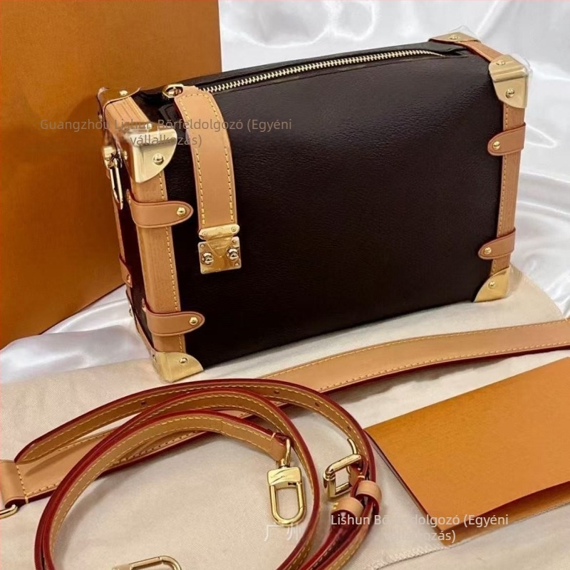 Lishun Leather Goods Kis méretű, lágy doboz formájú női válltáska, valódi bőr, keresztpánttal