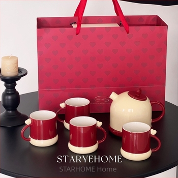 Starye Starry Home Szív alakú porcelán teáskészlet ajándékdoboztban, 4 személyre, 780 ml
