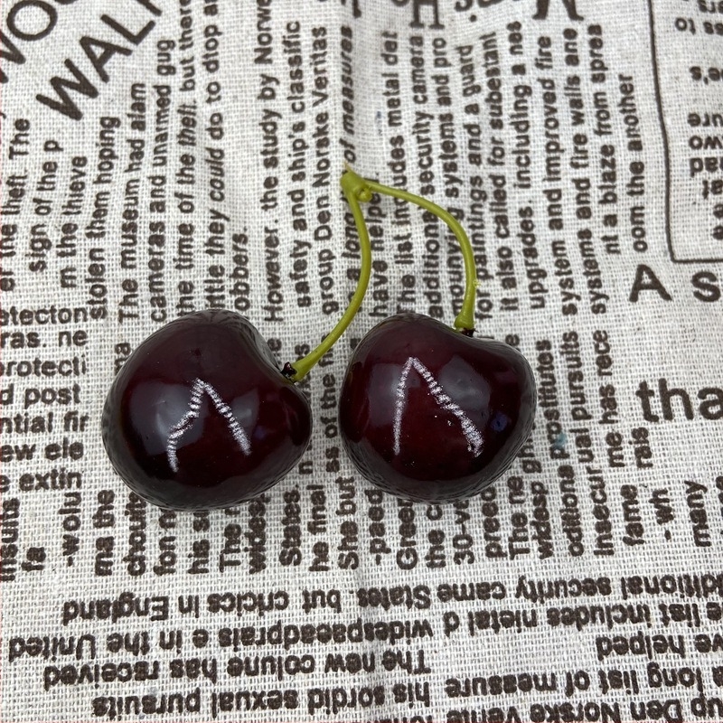 Acerola cseresznyé habból készült dekorációhoz és fotórekvizitként