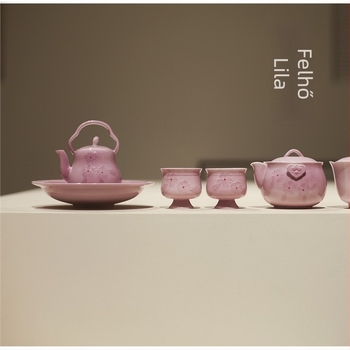 Yunxia Purple – Tradicionális kínai színvilágú teáskészlet gaiwannel és teáskannával – lila kerámia
