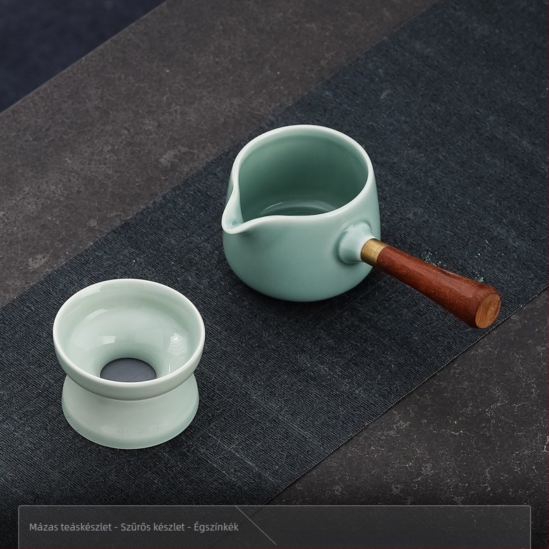 Fehér porcelánból készült teáskészlet kiegyenlítő pohárral a hagyományos kínai tea ceremóniához, 230 ml