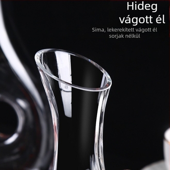 Átlátszó kristályüveg bordekanter fogantyúval, ferde nyílású, U-s alakú dizájn, 1500 ml