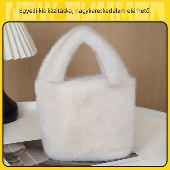 Plüss mini női kézitáska, négyszögletes forma, egyszerű és sokoldalú, mágneszár, belső zseb a telefon számára, puha anyag
