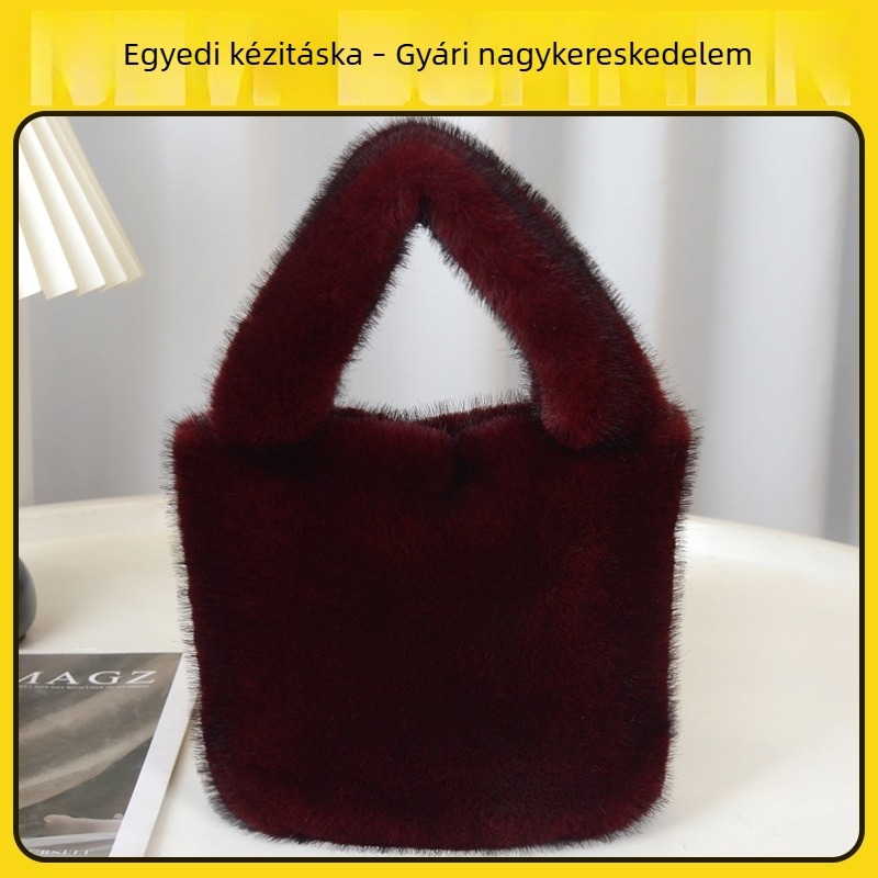 Plüss mini női kézitáska, négyszögletes forma, egyszerű és sokoldalú, mágneszár, belső zseb a telefon számára, puha anyag