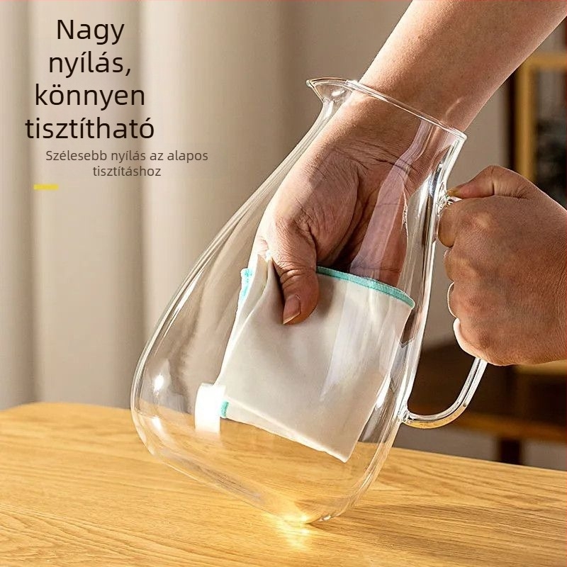 Diófából készült hidegvíz kanna boroszilikát üveggel — hőálló, vendégfogadásra, modern minimalista dizájn